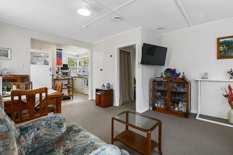 Photo of property in 35 Park Road, Western Heights, Rotorua, 3015