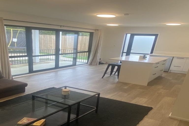 Photo of property in 2/36 Anne Mclean Drive, Bayview, Auckland, 0629