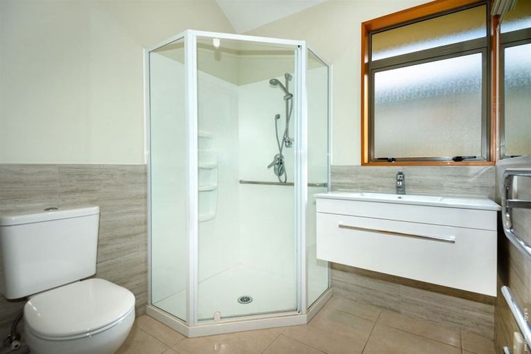 Photo of property in 2/252 Mairehau Road, Burwood, Christchurch, 8083