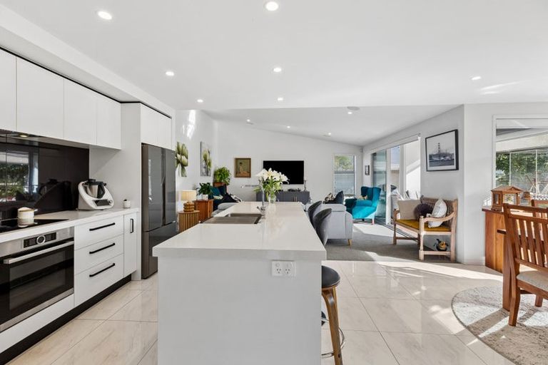 Photo of property in 31 Saint Pauls Drive, Brookfield, Tauranga, 3110