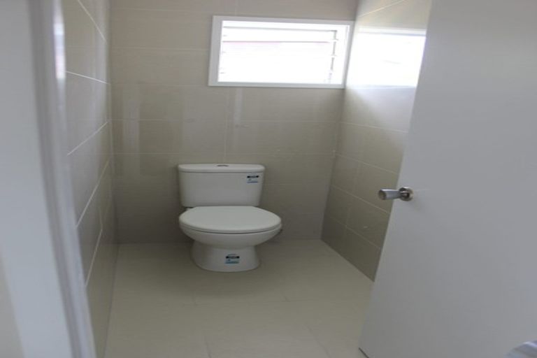 Photo of property in 1/207 Bucklands Beach Road, Bucklands Beach, Auckland, 2012