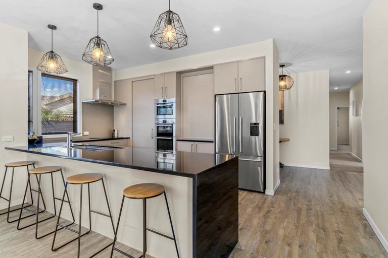 Photo of property in 37 Matemuri Drive, Papamoa Beach, Papamoa, 3118