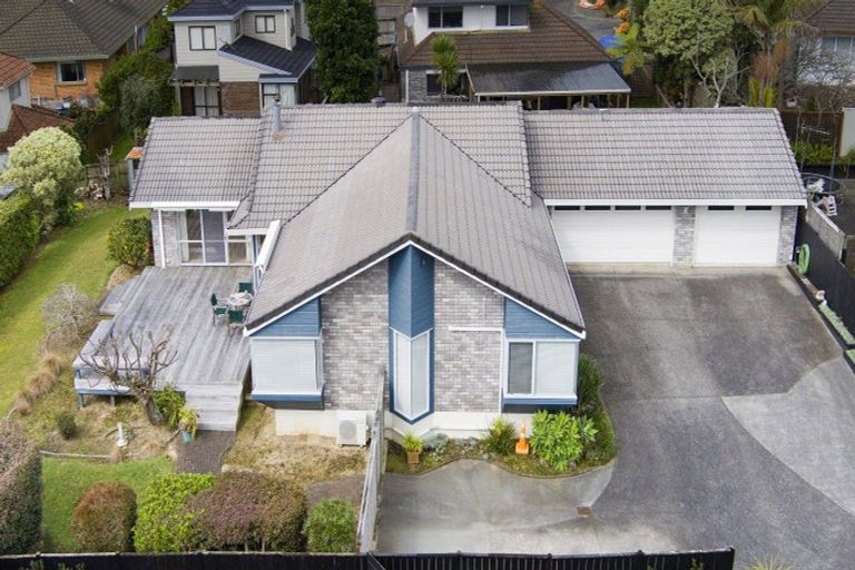 Photo of property in 18 Simmental Crescent, Somerville, Auckland, 2014