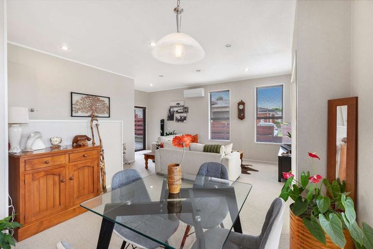 Photo of property in 1/30 Gills Avenue, Papakura, 2110