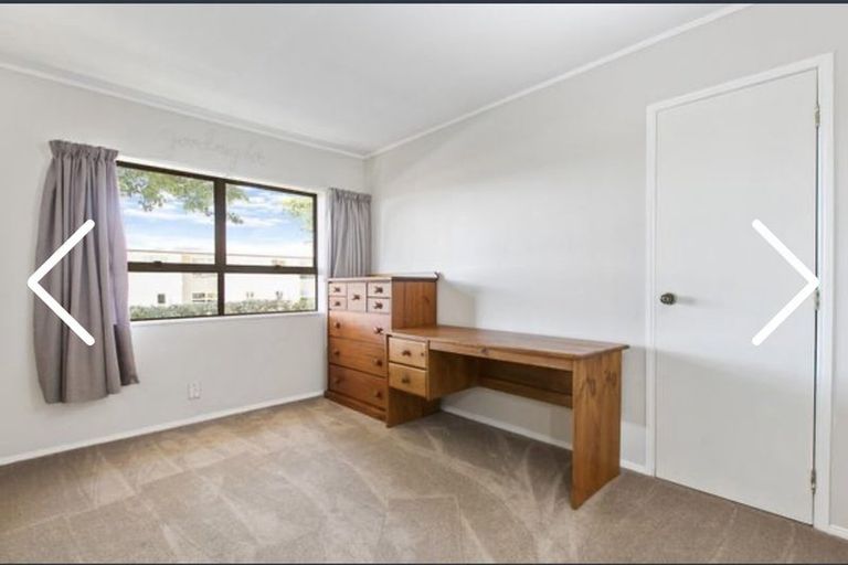 Photo of property in 1/2 West Street, Papakura, 2110