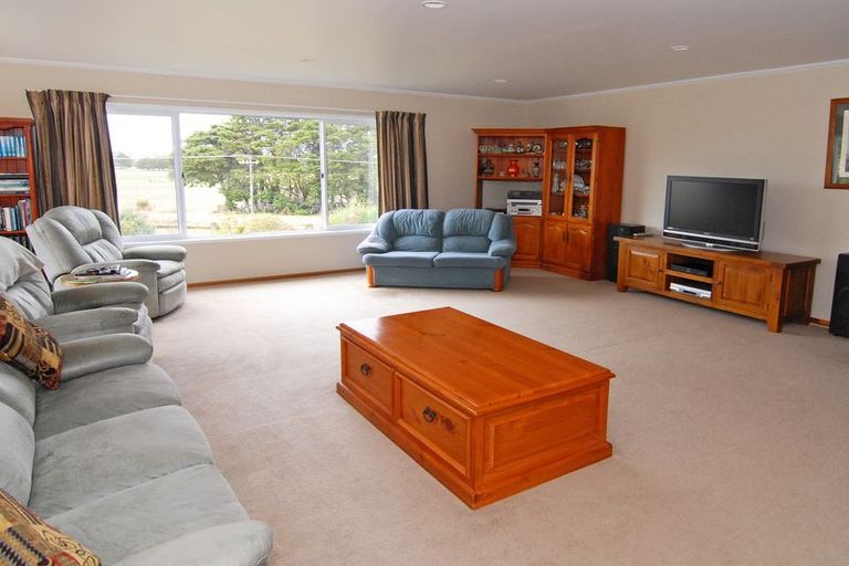 Photo of property in 53 Cobden Road, Carrington, Carterton, 5791