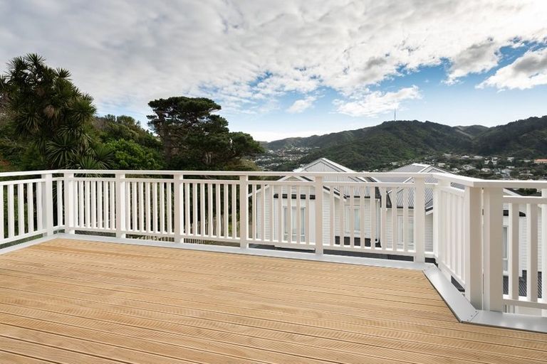 Photo of property in 3/74 Jubilee Road, Khandallah, Wellington, 6035