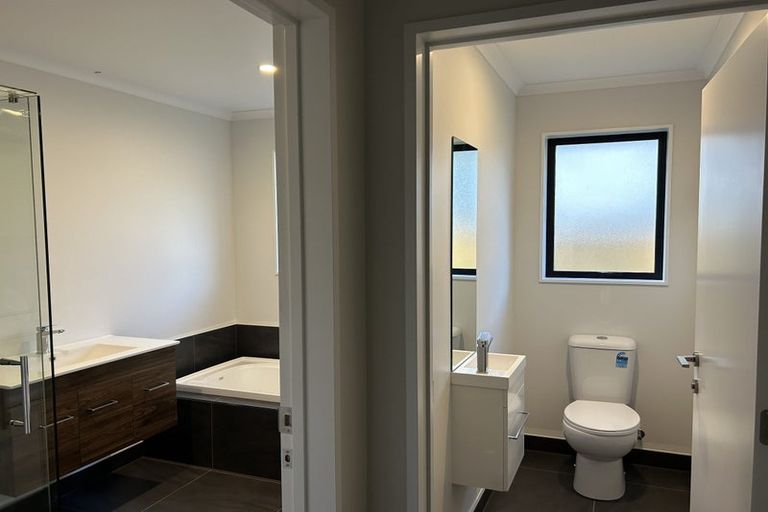 Photo of property in 4 Crosado Place, Rolleston, 7614