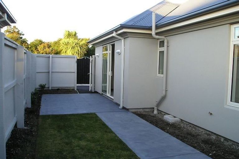 Photo of property in 2/383 Ilam Road, Bryndwr, Christchurch, 8053