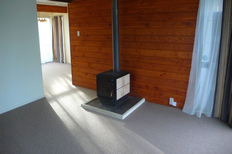 Photo of property in 285 Great North Road, Henderson, Auckland, 0612