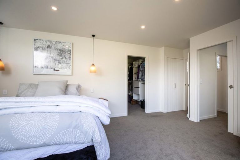 Photo of property in 1b Rannoch Drive, Jacks Point, Queenstown, 9371
