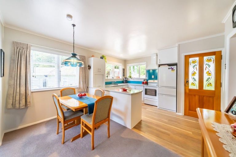 Photo of property in 58 Jocelyn Crescent, Pinehaven, Upper Hutt, 5019