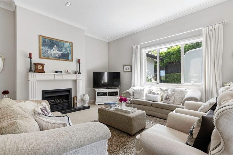 Photo of property in 15 Meadowbank Rise, Bethlehem, Tauranga, 3110