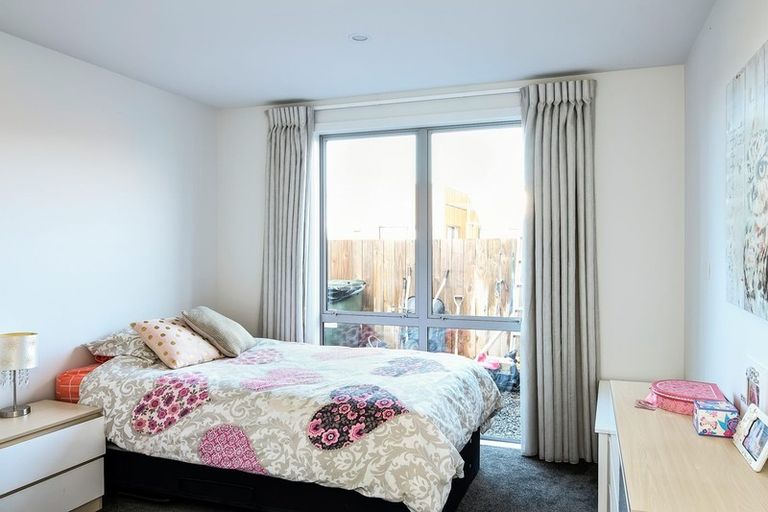 Photo of property in 10 Puketutu Grove, Motueka, 7120