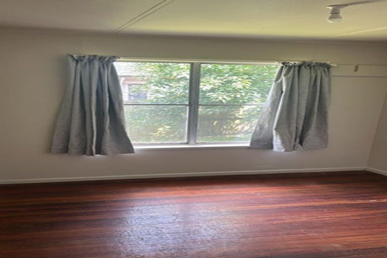 Photo of property in 5 Bernard Street, Papatoetoe, Auckland, 2025