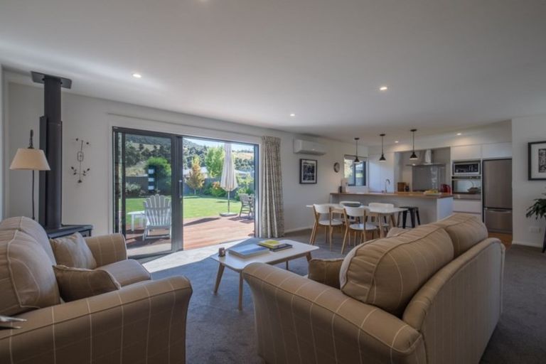 Photo of property in 20 Snowberry Street, Albert Town, Wanaka, 9305