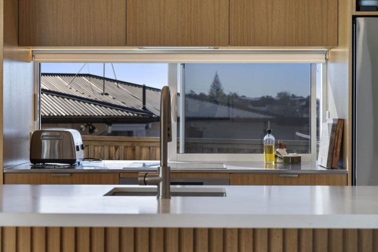 Photo of property in 186a Nile Road, Forrest Hill, Auckland, 0620