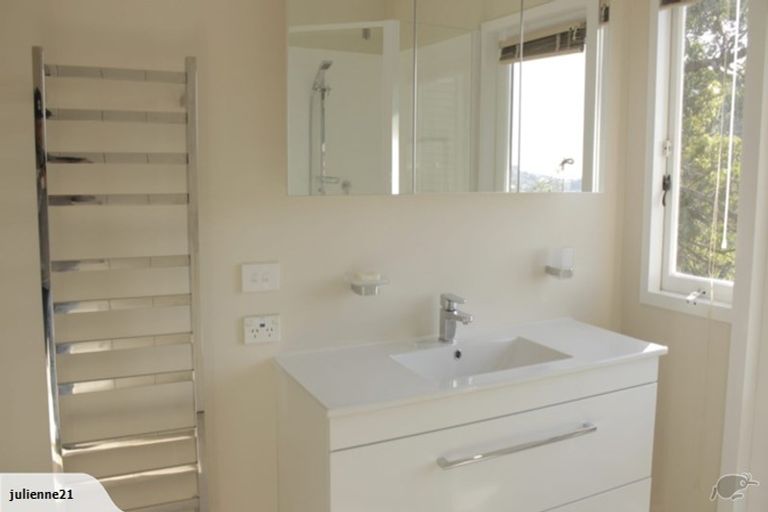 Photo of property in 21a Hadfield Terrace, Kelburn, Wellington, 6012