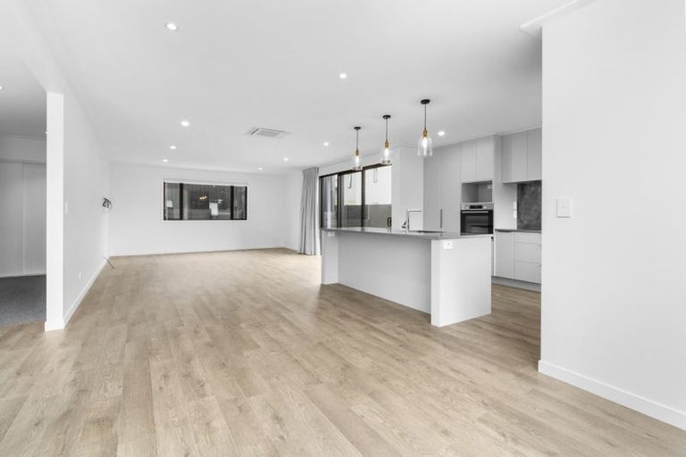 Photo of property in 8 Ada Close, Cambridge, 3434