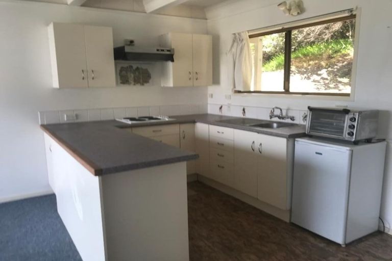 Photo of property in 280c Motutara Road, Muriwai, 0881