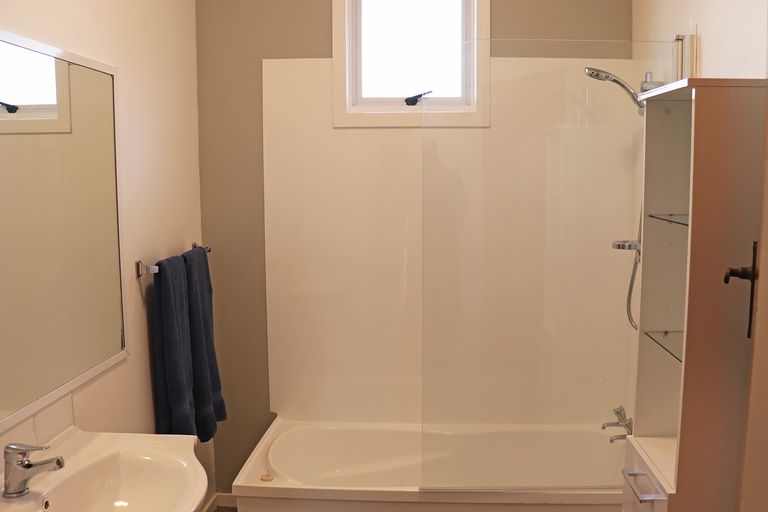 Photo of property in 28 Forth Street, Oamaru North, Oamaru, 9400