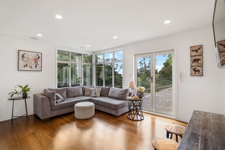 Photo of property in 66 Sandstone Road, Whitford, Manurewa, 2576