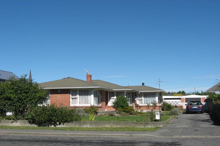 Photo of property in 98 Cameron Street, Ashburton, 7700