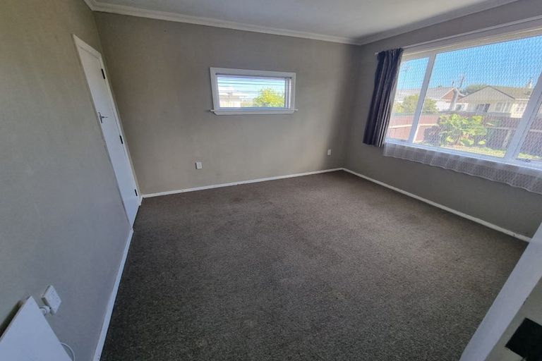 Photo of property in 122 Tiro Tiro Road, Levin, 5510