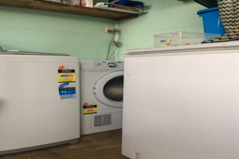 Photo of property in 11 Pencarrow Street, Caversham, Dunedin, 9012