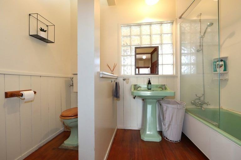 Photo of property in 219 Georges Drive, Napier South, Napier, 4110