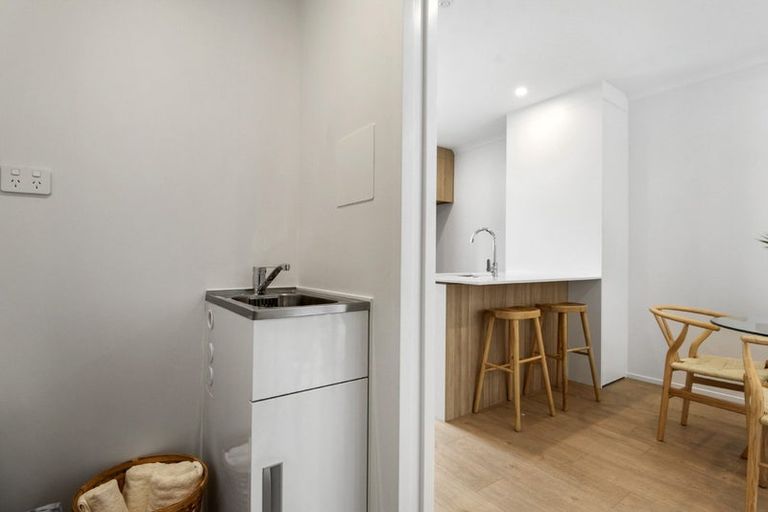 Photo of property in 22 Rauawa Lane, Hobsonville, 0616