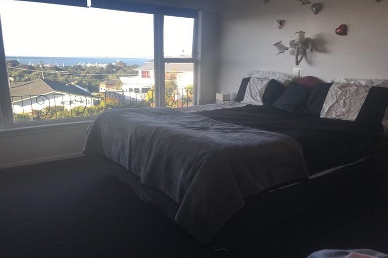 Photo of property in 18 Crownhill Street, Spotswood, New Plymouth, 4310