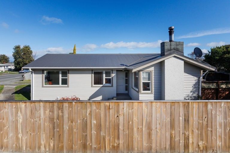 Photo of property in 45 College Street, Awapuni, Palmerston North, 4412
