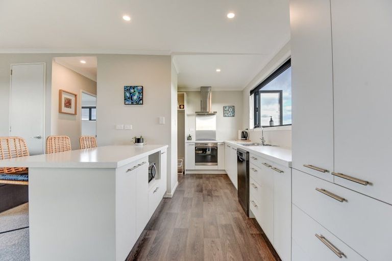 Photo of property in 23 Waipipi Road, Waverley, 4591