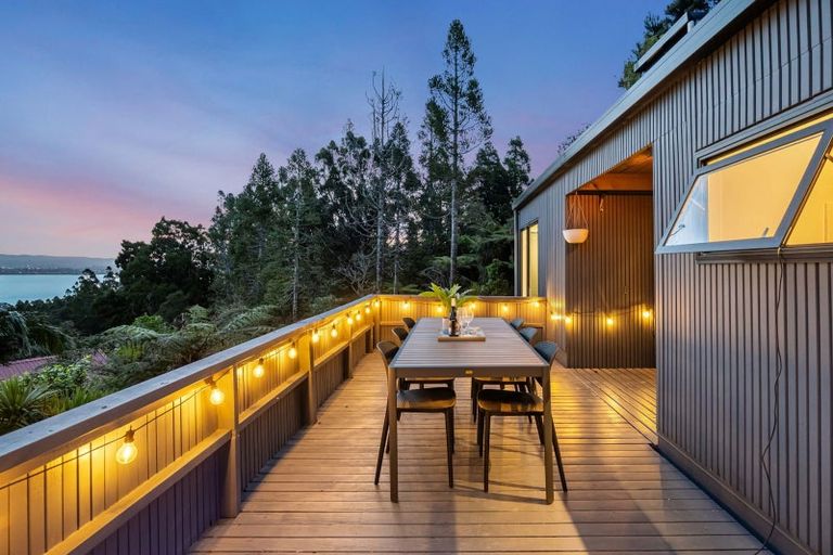 Photo of property in 35 Pluto Place, Beach Haven, Auckland, 0626