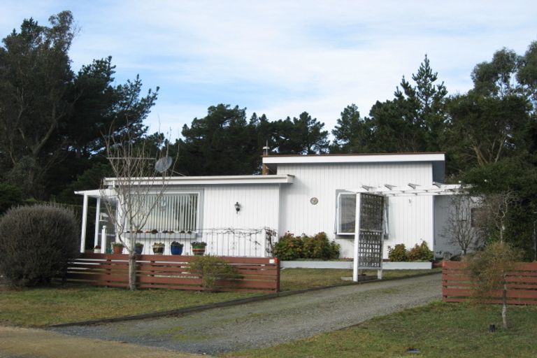 Photo of property in 10 Stewart Street, Waikouaiti, 9510