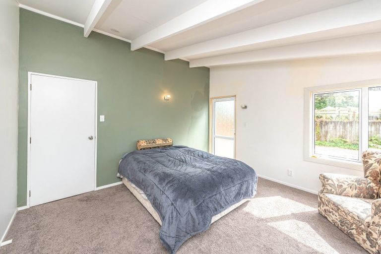 Photo of property in 96b Anzac Parade, Whanganui East, Whanganui, 4500