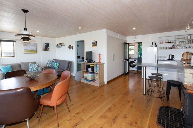 Photo of property in 6569 Pouto Road, Pouto, 0391