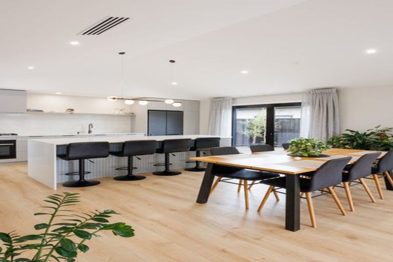 Photo of property in 38 Ashford Avenue, Hokowhitu, Palmerston North, 4410