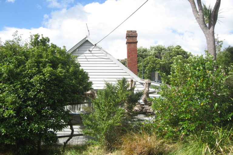 Photo of property in 7 Smith Street, Akaroa, 7520