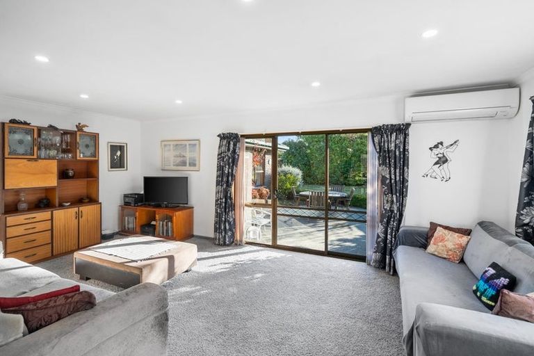 Photo of property in 8 Addison Place, Halswell, Christchurch, 8025