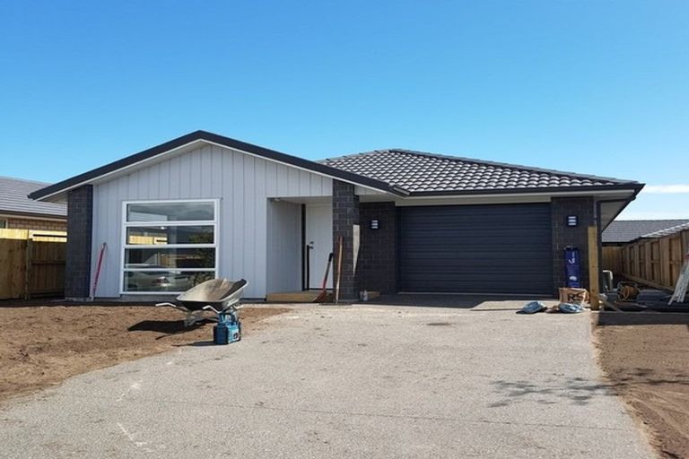 Photo of property in 11 Te Wharo Drive, Papamoa, 3118