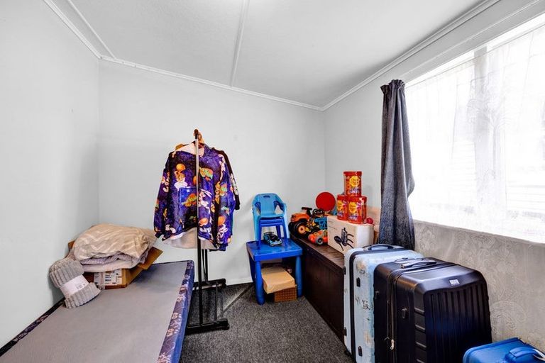 Photo of property in 59 Wallscourt Place, Normanby, Hawera, 4614