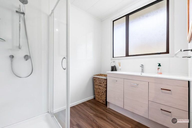 Photo of property in 5 Jasper Grove, Birchville, Upper Hutt, 5018