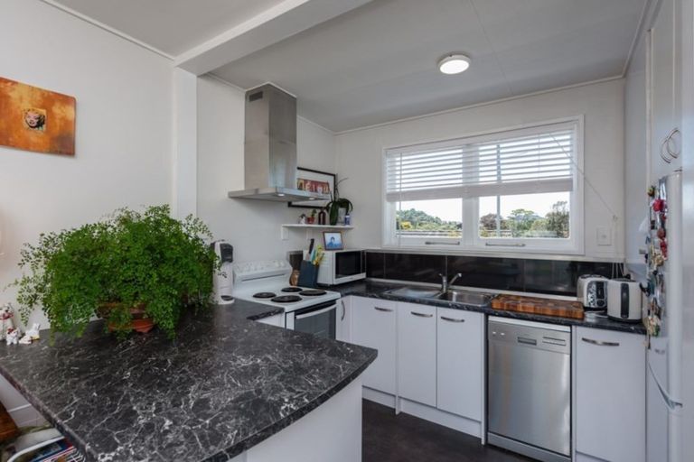 Photo of property in 16/306 Karori Road, Karori, Wellington, 6012