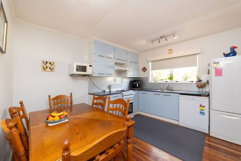 Photo of property in 1380 Napier Road, Ashhurst, 4810