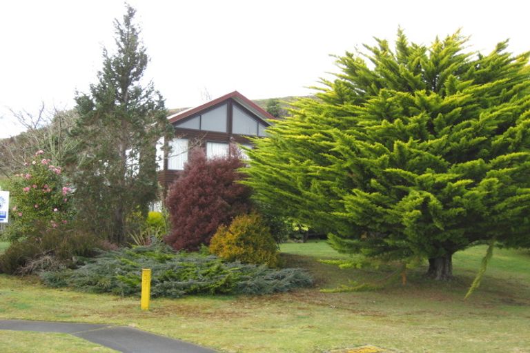 Photo of property in 2 Boojum Dell, Kinloch, Taupo, 3377