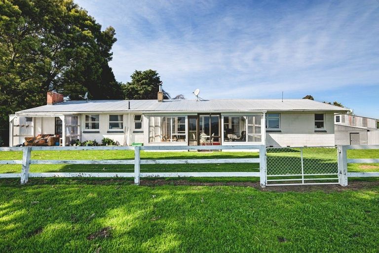 Photo of property in 2 Swamp Road, Dillons Point, Blenheim, 7273