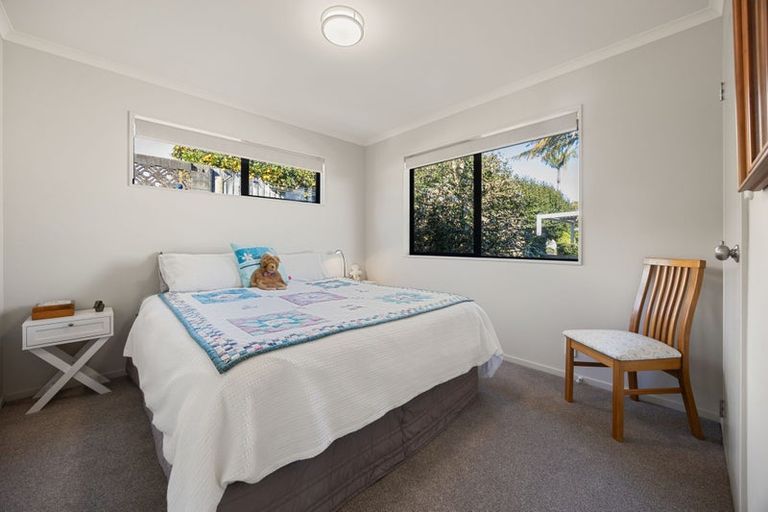 Photo of property in 20 Tironui Terrace, Western Heights, Hamilton, 3200