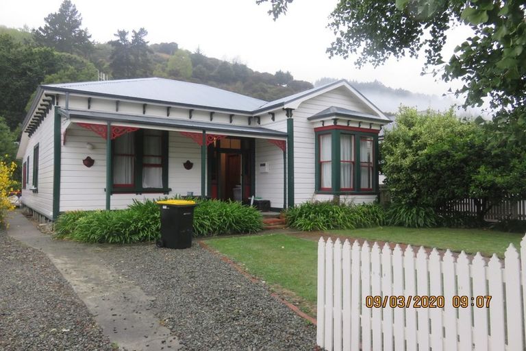 Photo of property in 27 Brook Street, The Brook, Nelson, 7010